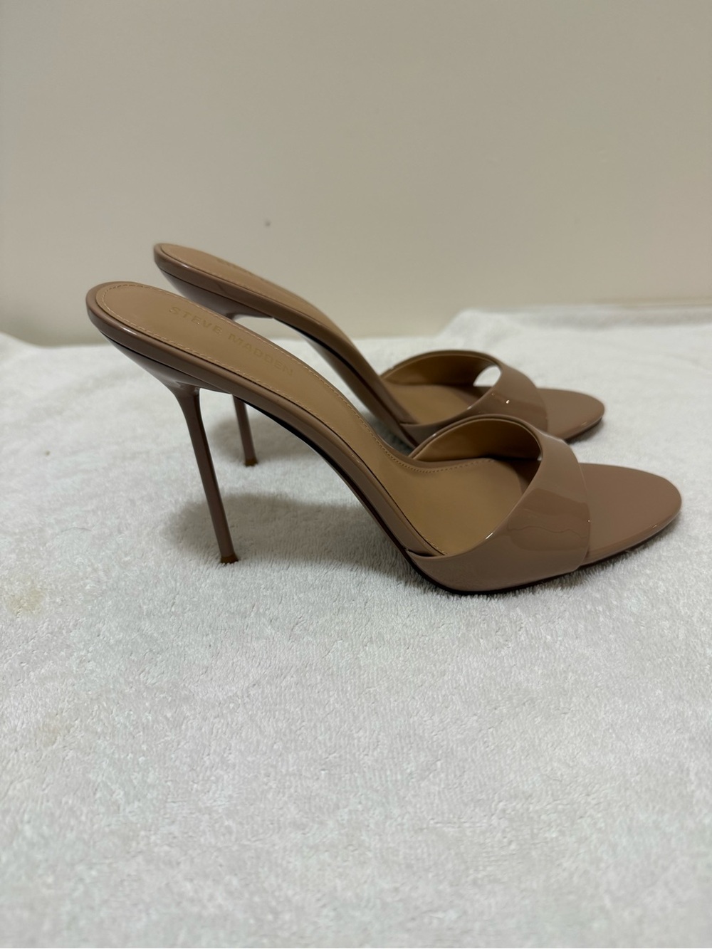 Steve Madden Davina Nude Patent High Heel Slide Sandals